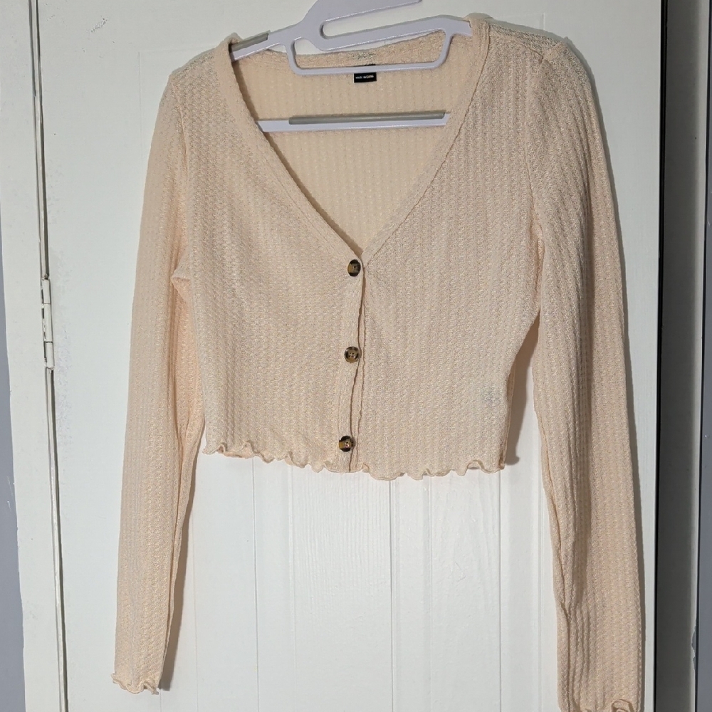 Cream Button-Up Cropped Cardigan